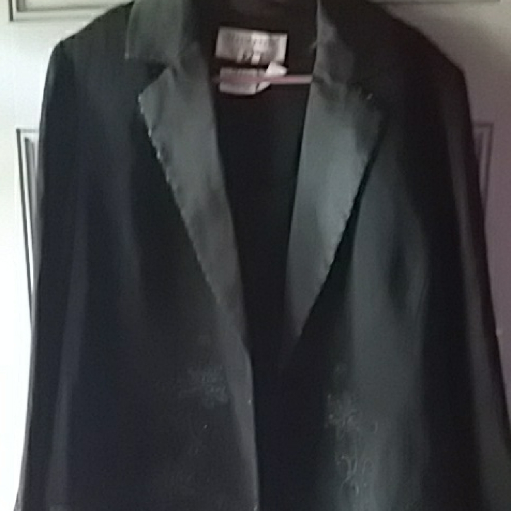 Elegant Black Women's Blazer